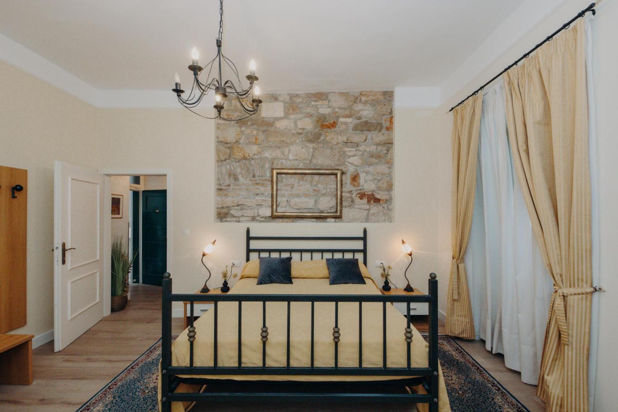 Rooms And Studios Villa Rossella 2 Rovinj Eksteriør bilde