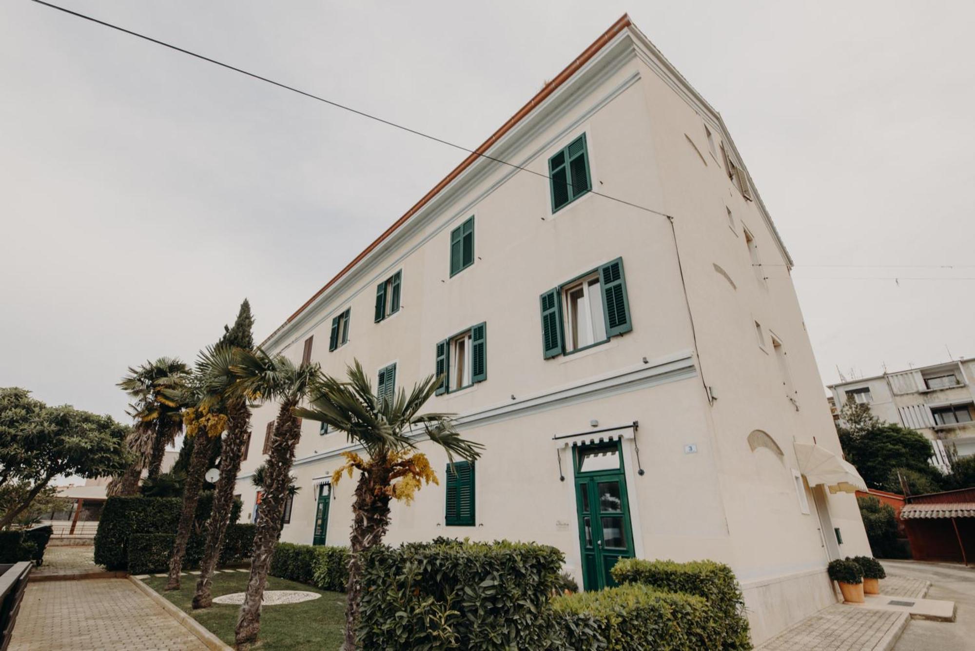 Rooms And Studios Villa Rossella 2 Rovinj Eksteriør bilde