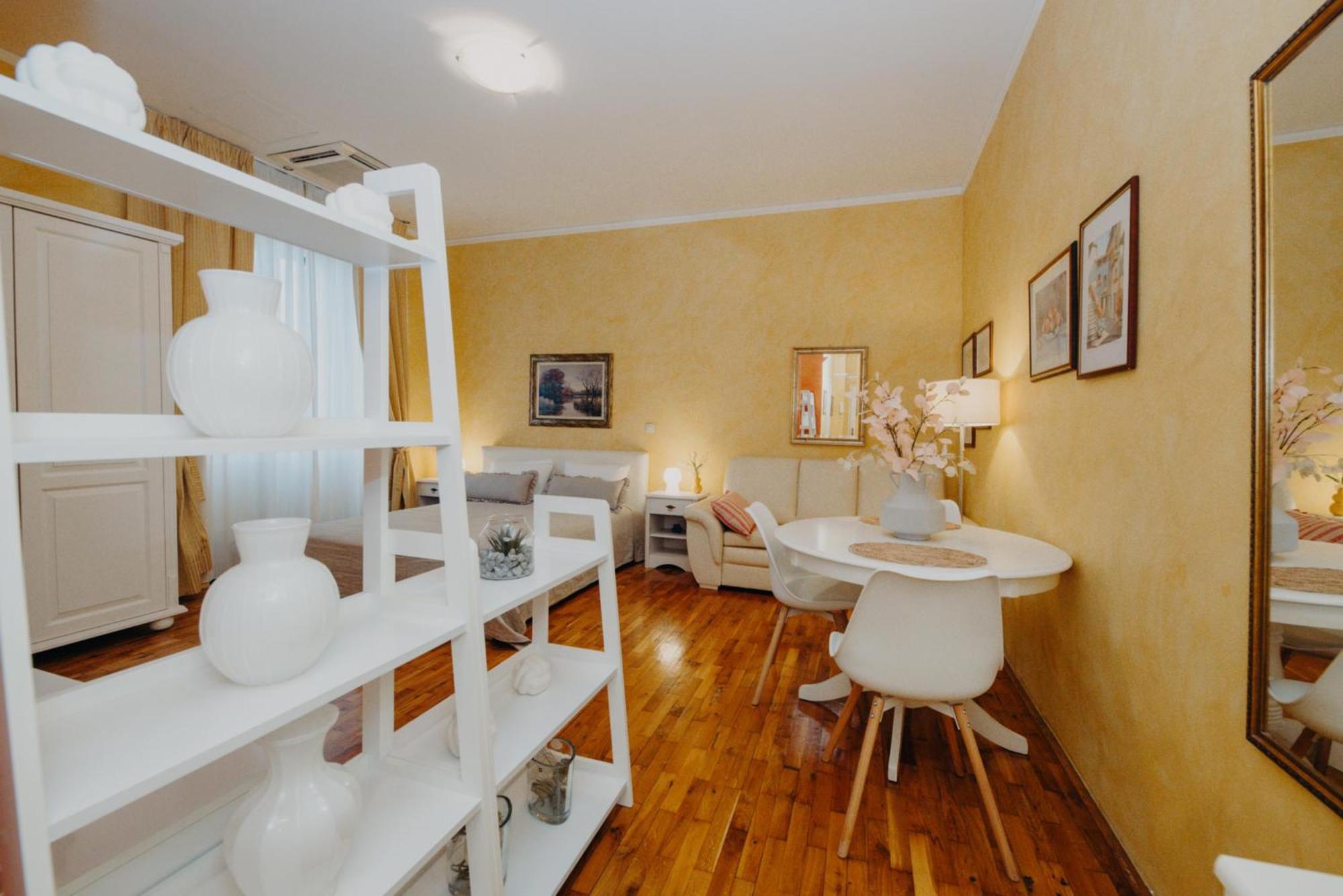 Rooms And Studios Villa Rossella 2 Rovinj Rom bilde